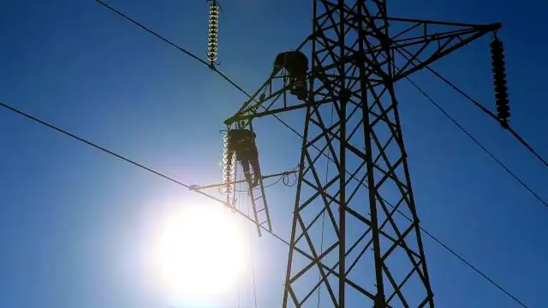 Elektrik Zammı Gündemde: Bakan Bayraktar Ne Dedi?