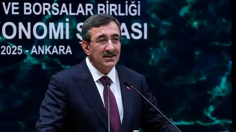 Yılmaz: Enflasyon Düşüşte, Ekonomi Büyüyor